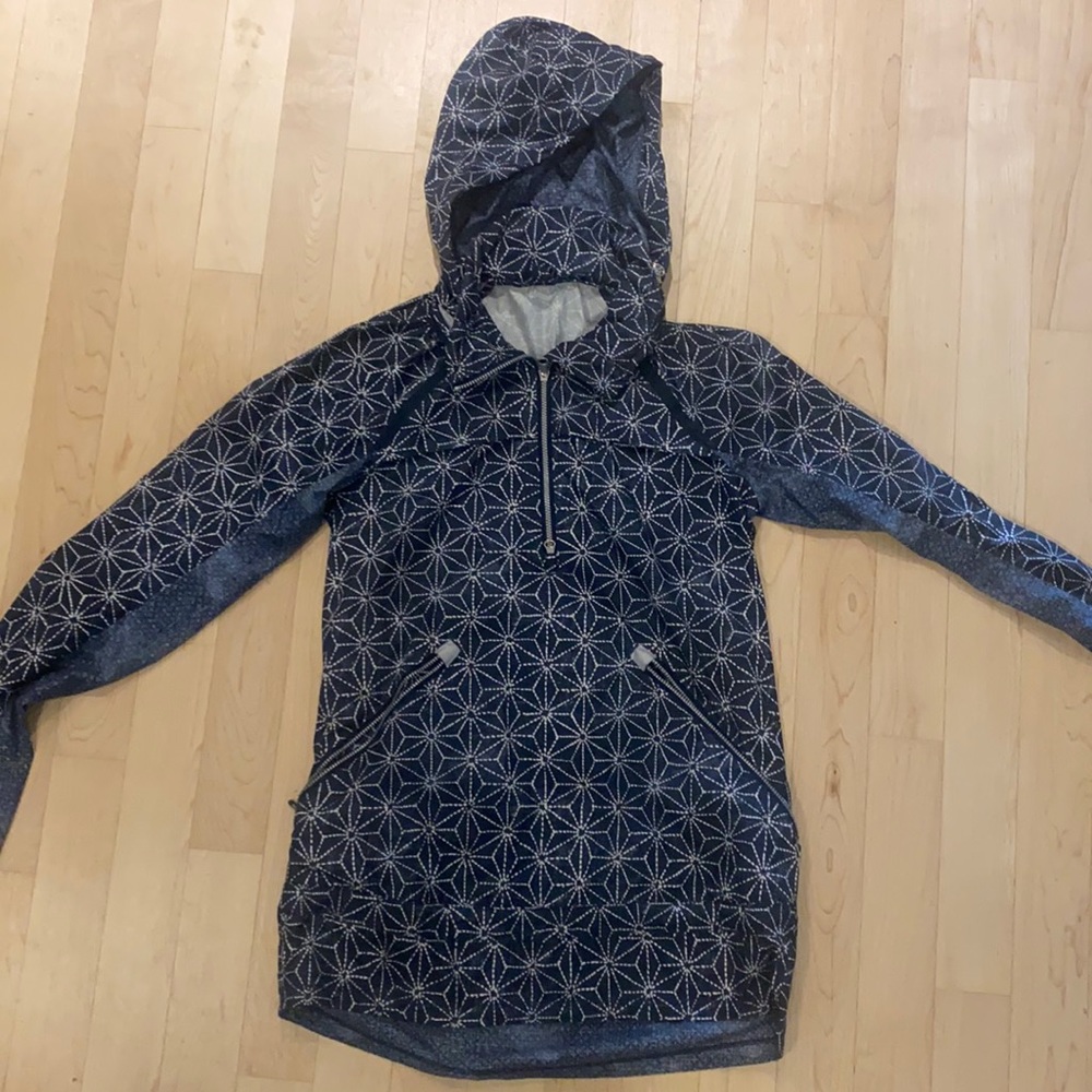 Lululemon pullover rain jacket